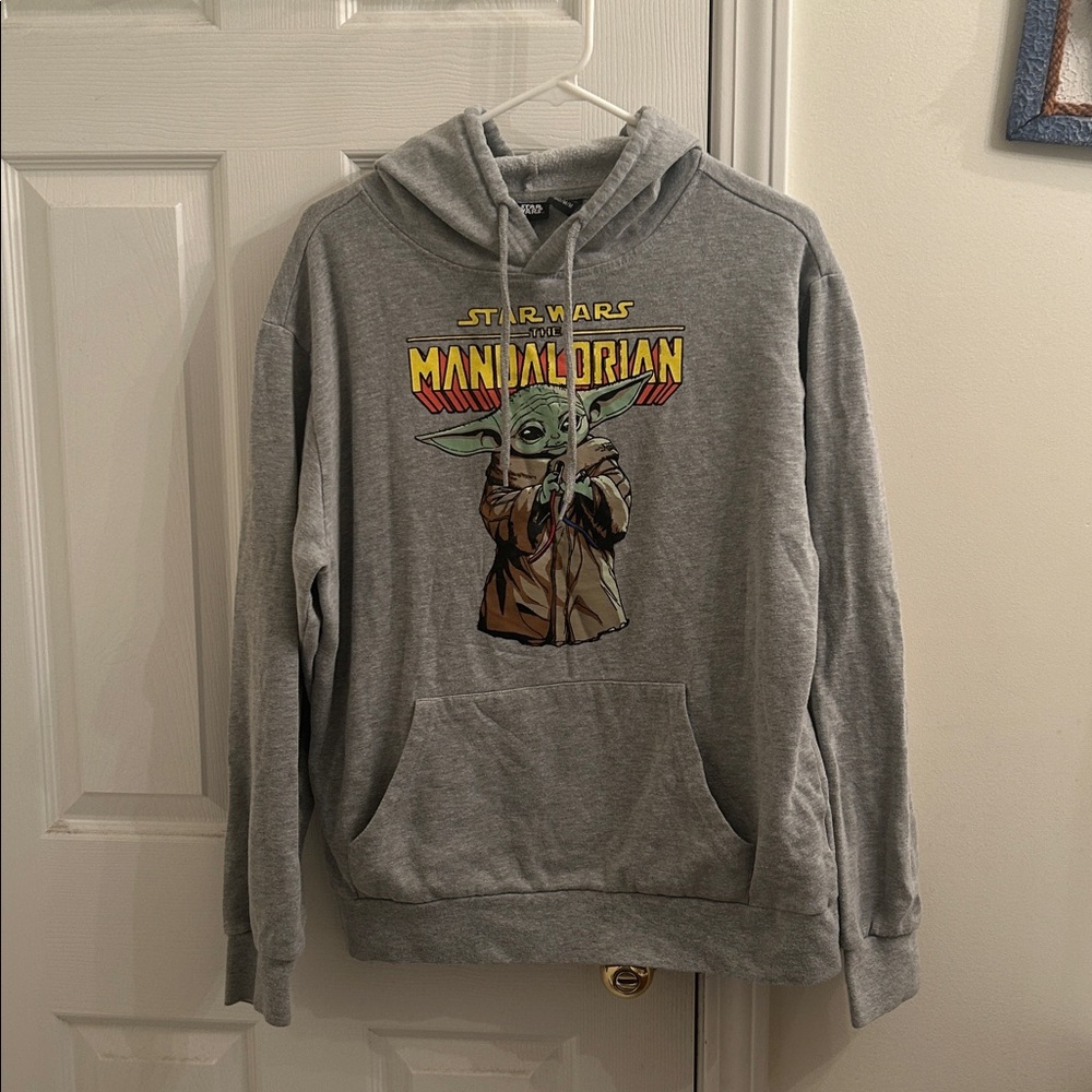 “Star Wars the Mandalorian Grogu” Grey Kangaroo Pocket Pullover Hoodie Sz M